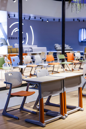 Top 10 Teaching Furniture Manufacturers | Custom School Classroom & Lab Furniture