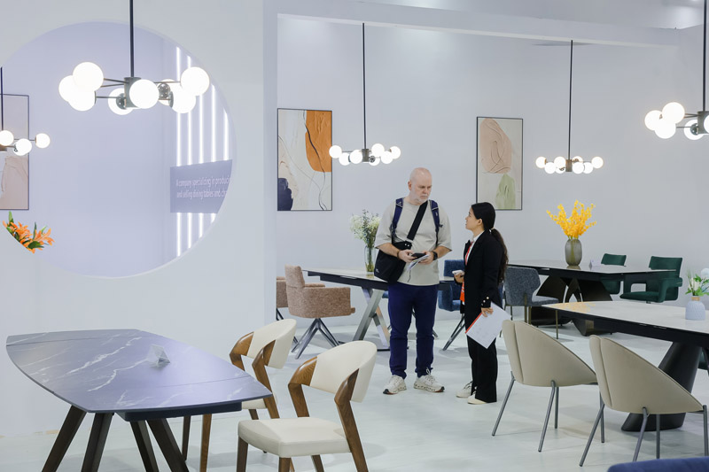 Top 10 Restaurant Furniture Manufacturers | Contract Restaurant Table and Chair