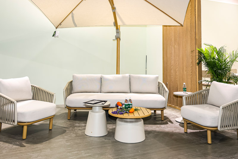 How to Clean Outdoor Furniture Properly How to Clean Outdoor Furniture Properly