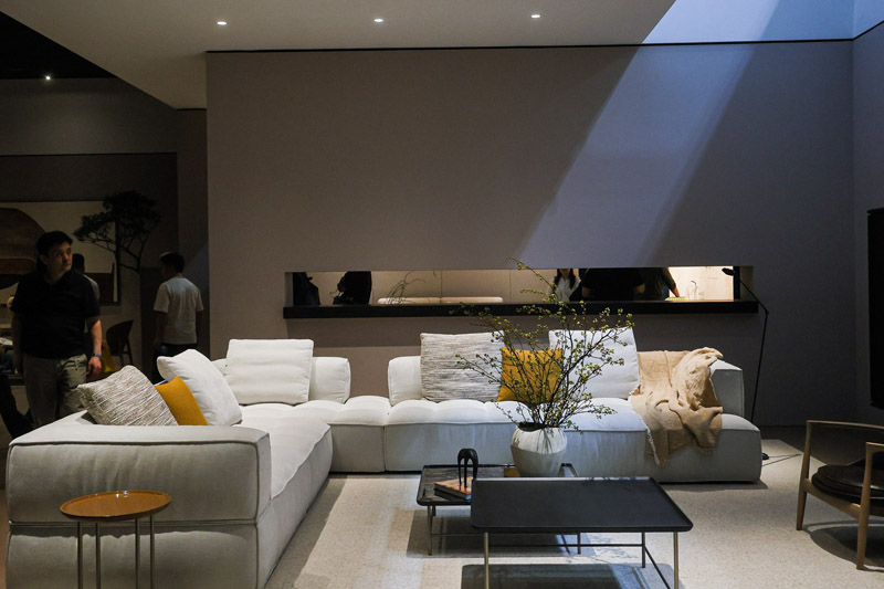 Manufacturers of Contemporary Luxury Furniture in China Manufacturers of Contemporary Luxury Furniture in China