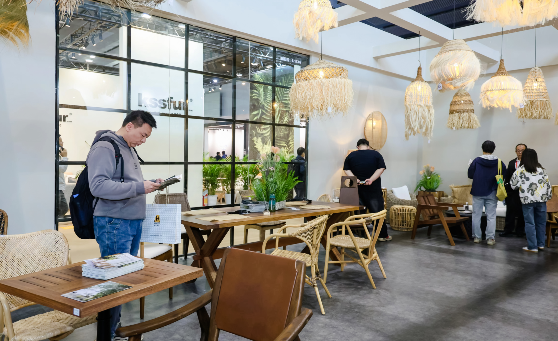 Top 7 Chinese Manufacturers of High-Quality Bookshelves and Their Contact Persons