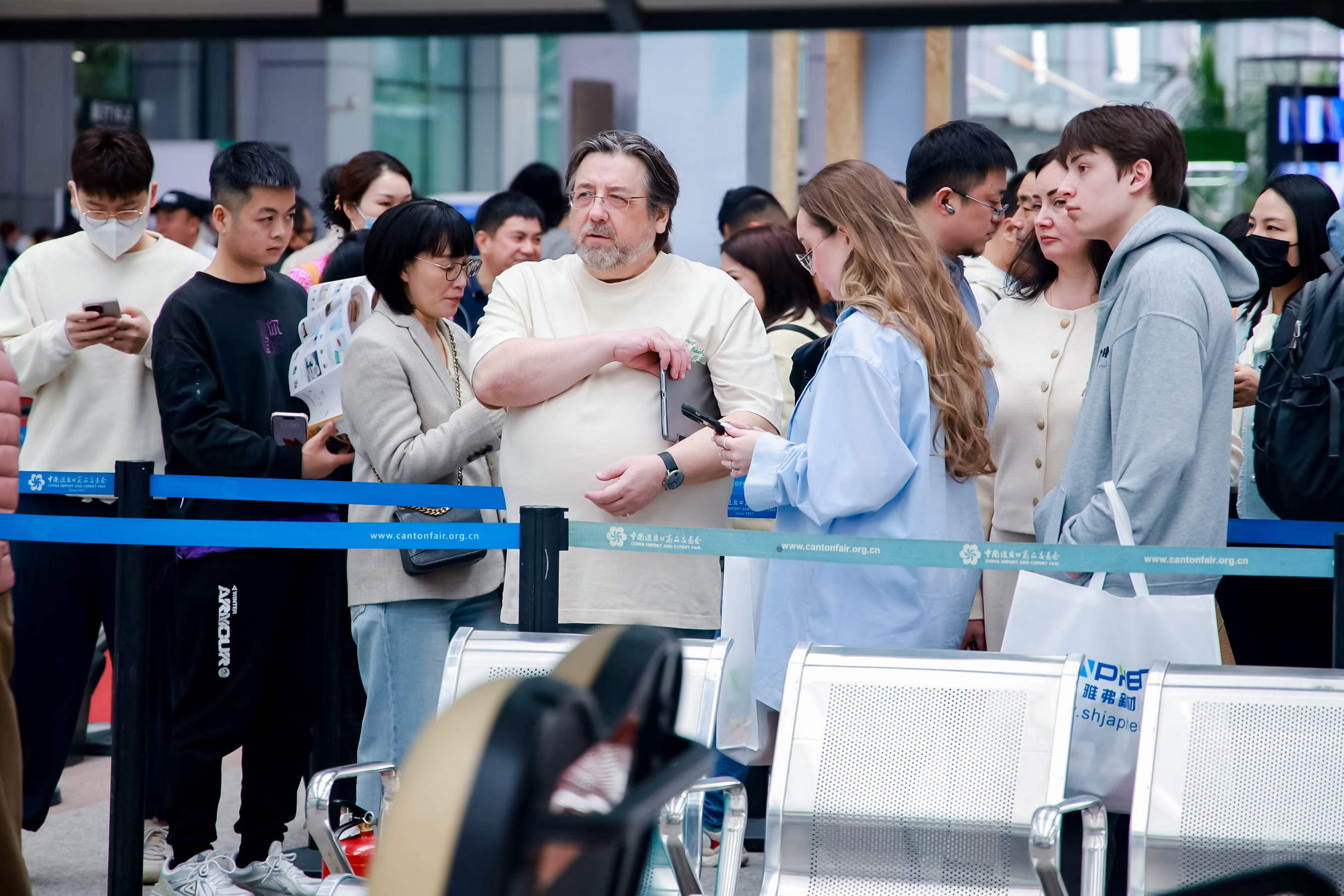 Top 5 Folding Table Manufacturers in China: Wholesale Prices