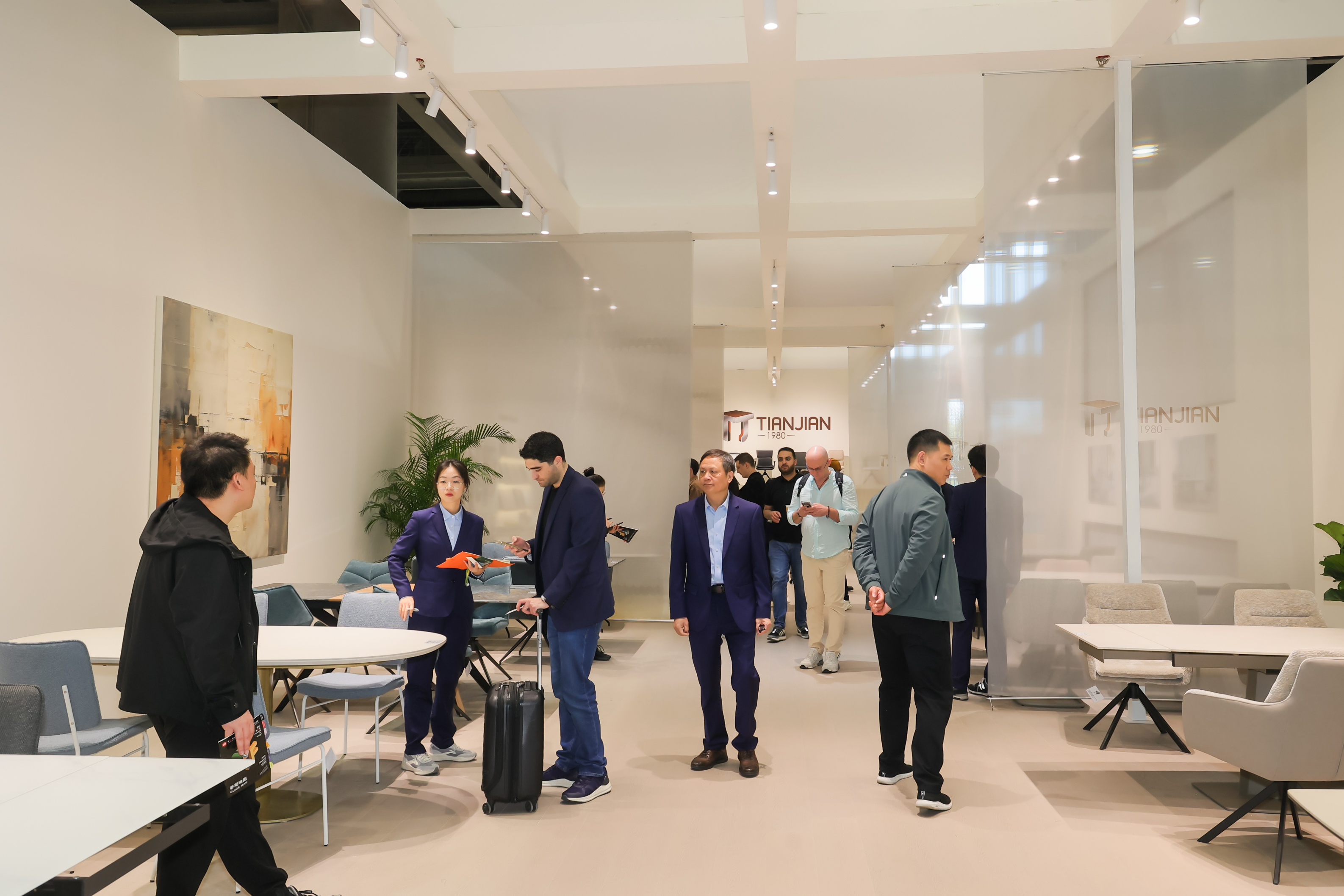 TV Stand Manufacturers & Suppliers List at CIFF Guangzhou