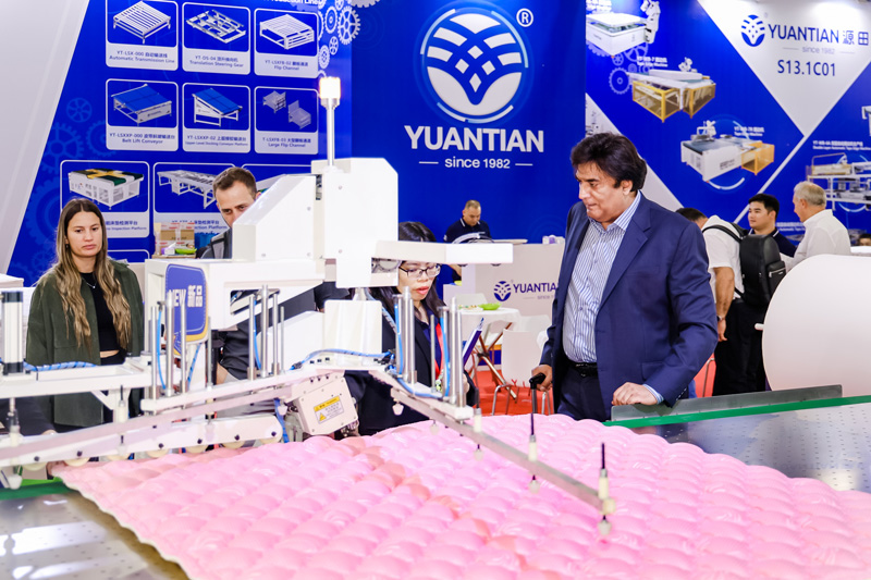How to Source the Right OEM Furniture Manufacturers in China