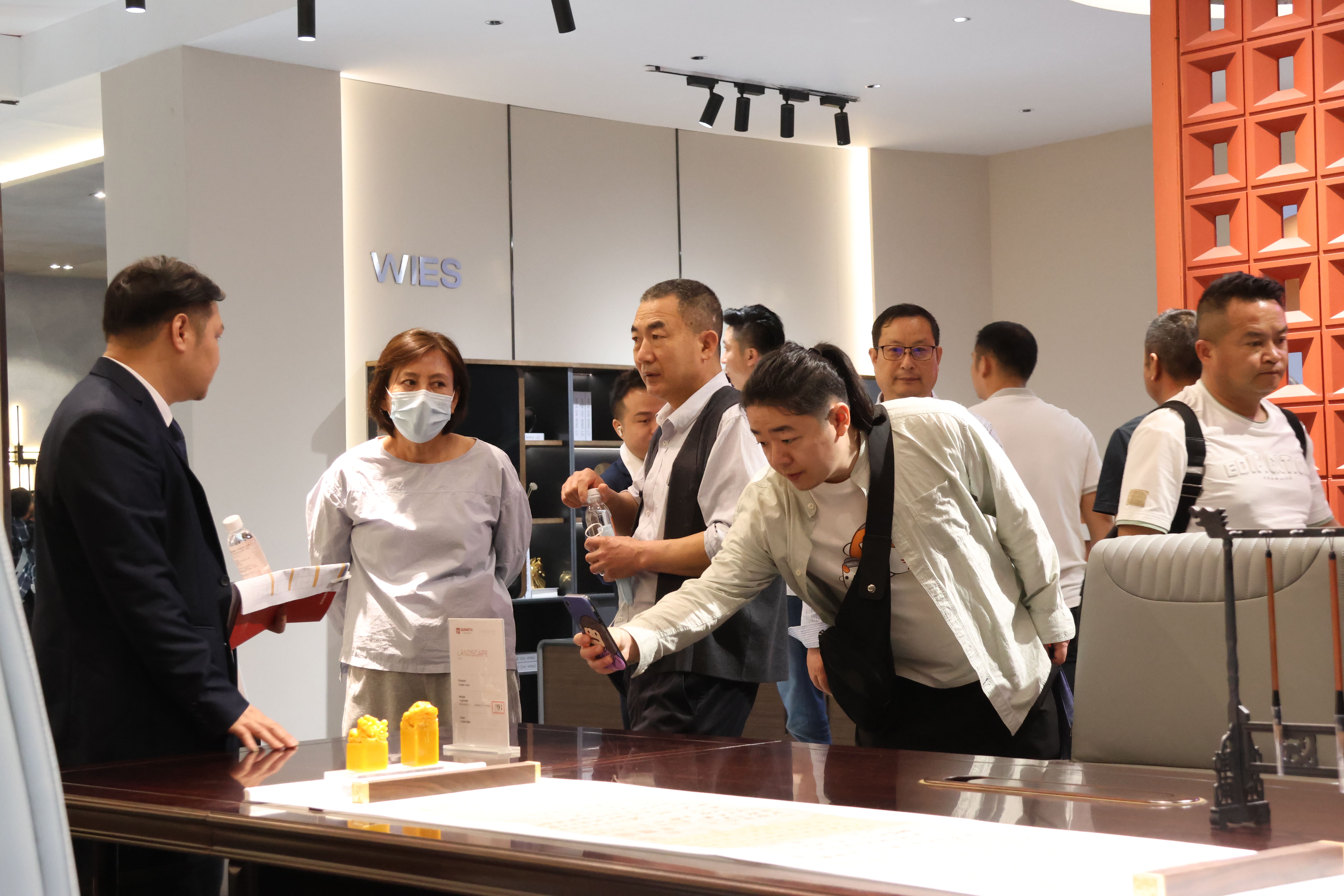 KEJiNG FURNITURE GROUP