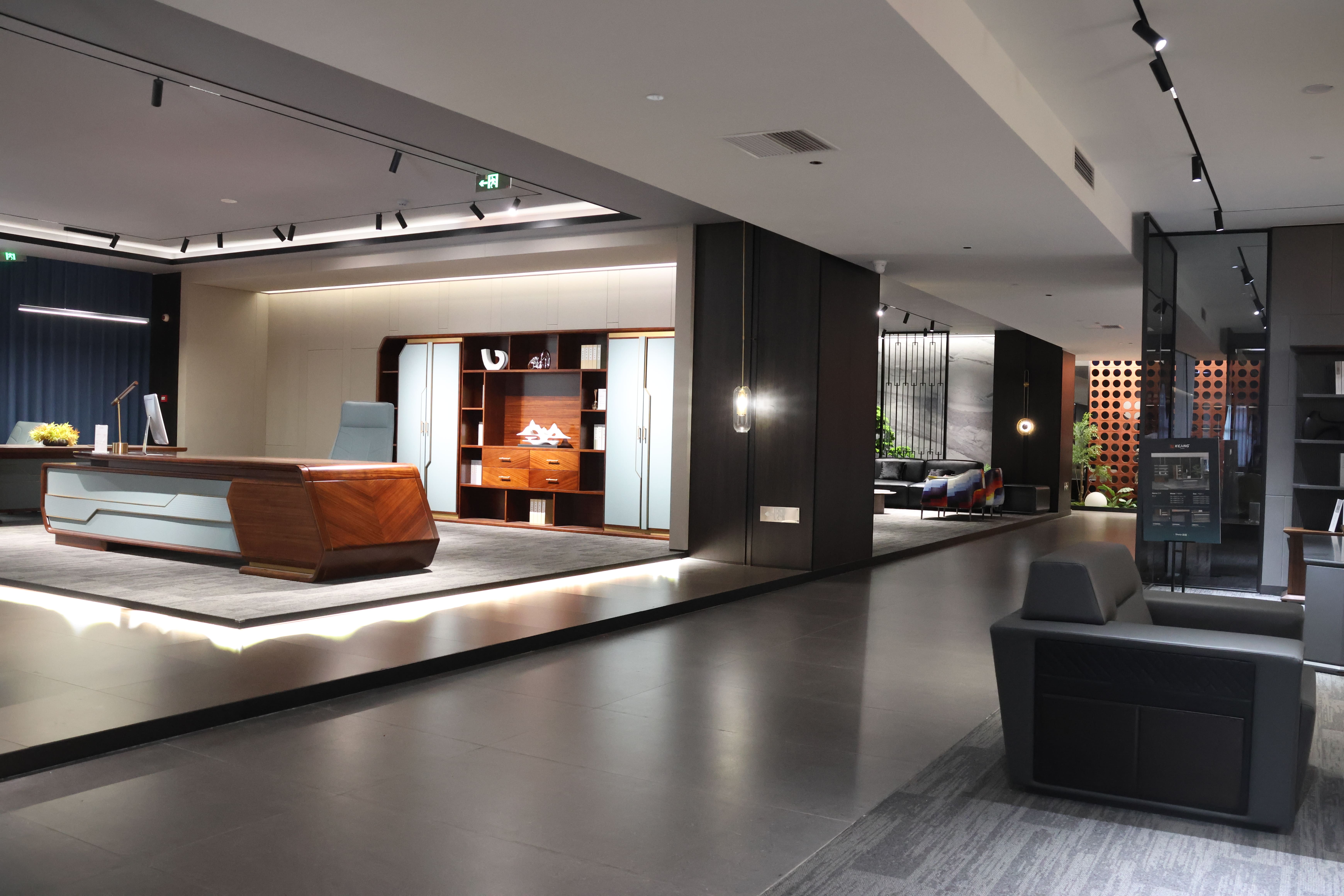 KEJiNG FURNITURE GROUP