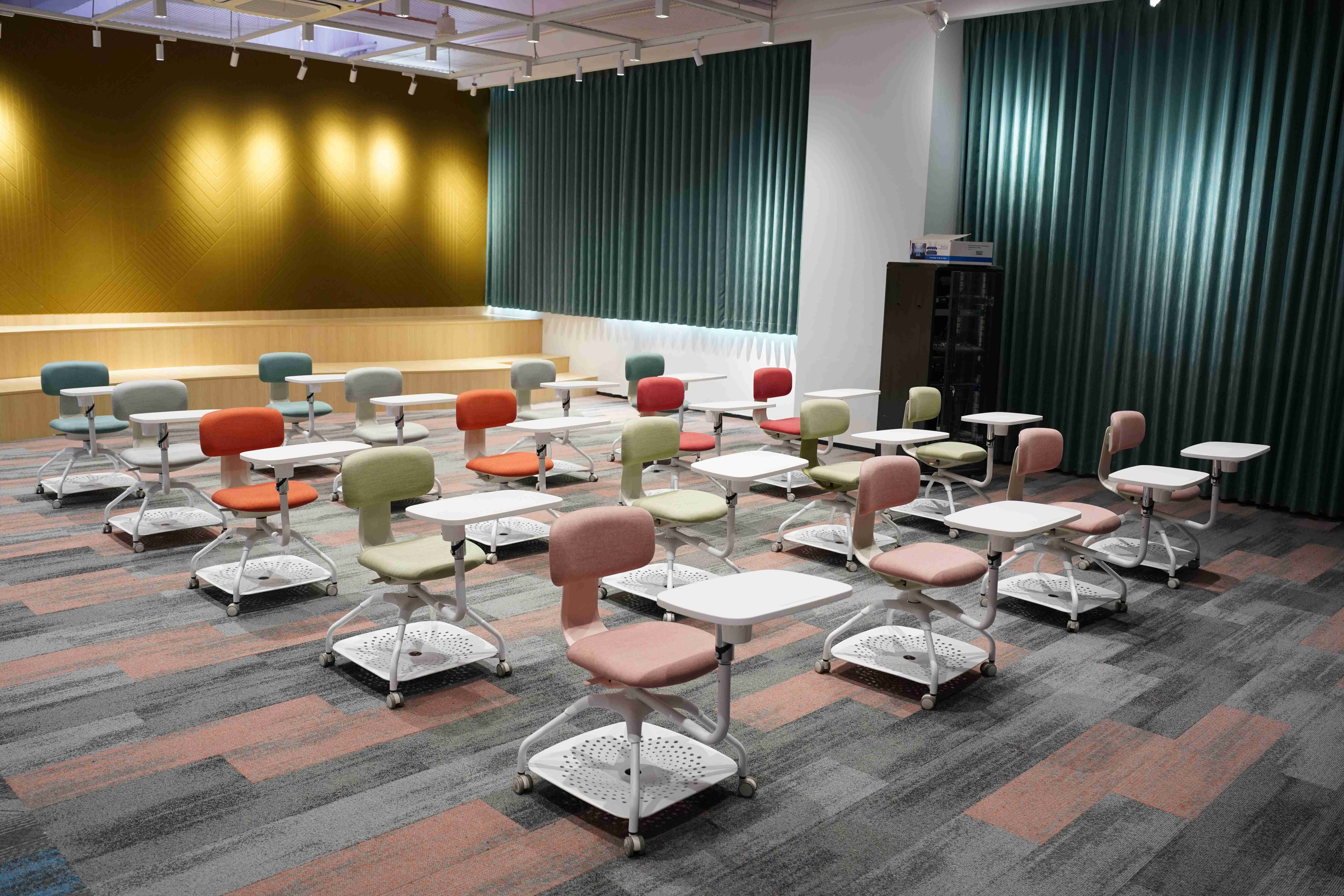 MAC CHAIRS AND COMPONENTS CO., LTD MAC CHAIRS AND COMPONENTS CO., LTD