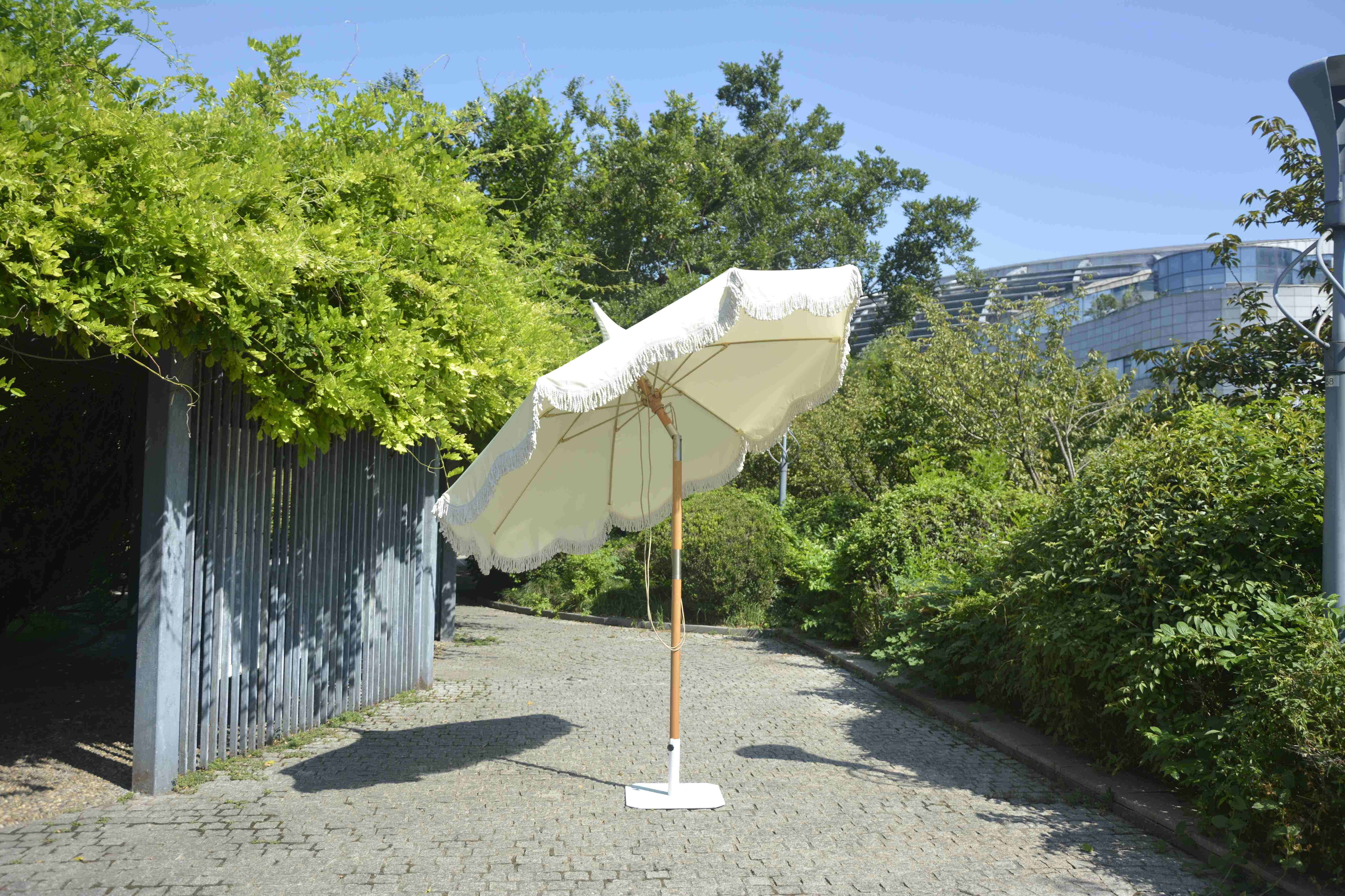 outdoor parasol,beech wood ,pagoda design