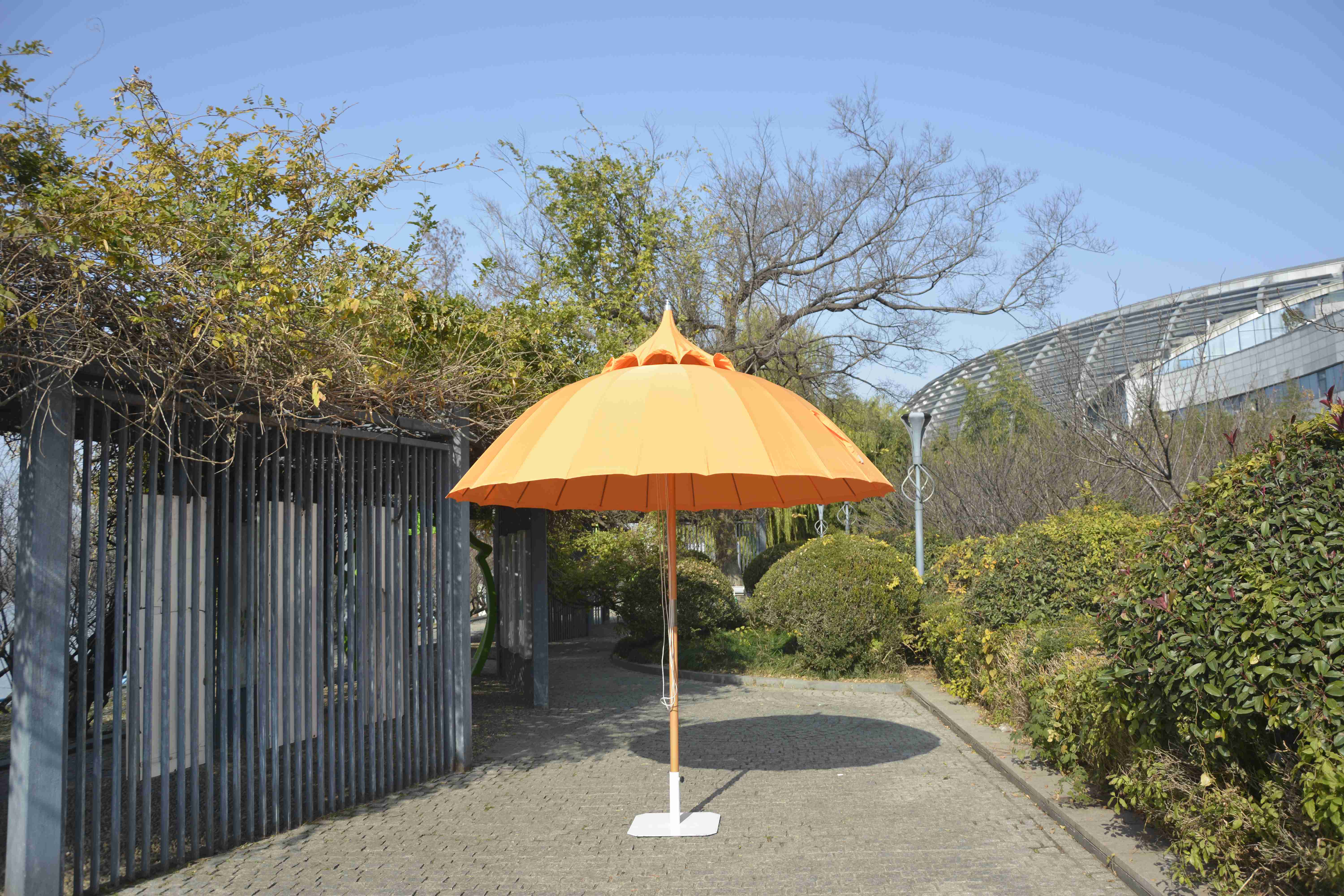 outdoor parasol,beech wood ,pagoda design